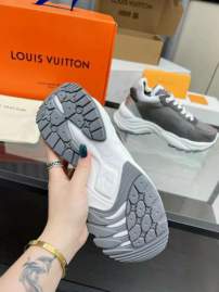 Picture of Louis Vuitton Shoes _SKULVsz35-41mnf040317729